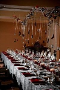 Vampire Wedding Theme Decoration Ideas 2019 With Glass Arrangements